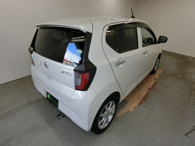 DAIHATSU MIRA E:S 2017 Image 31