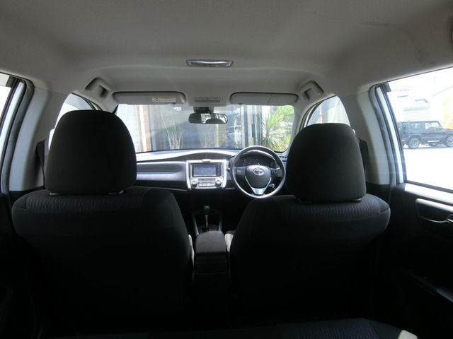 TOYOTA COROLLA FIELDER HYBR 2018 Image 31