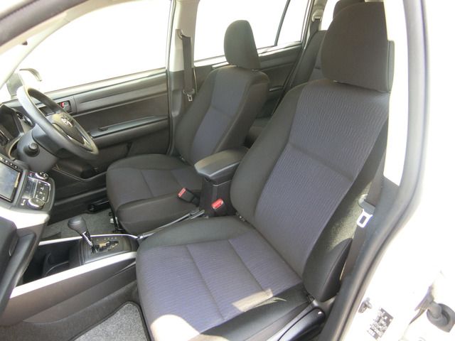 TOYOTA COROLLA FIELDER HYBR 2018 Image 31