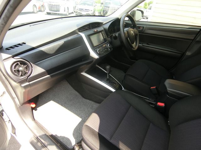 TOYOTA COROLLA FIELDER HYBR 2018 Image 31