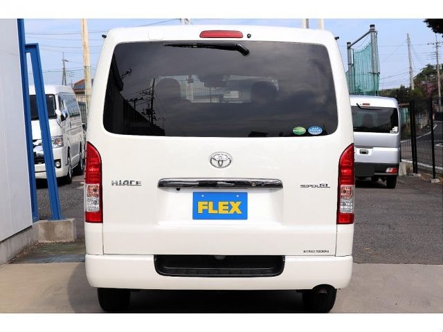 TOYOTA HIACE VAN 2WD 2019 Image 31