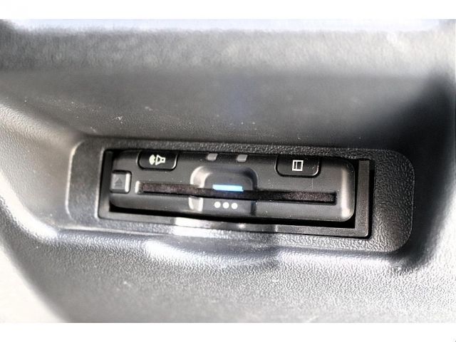 TOYOTA HIACE VAN 2WD 2019 Image 31