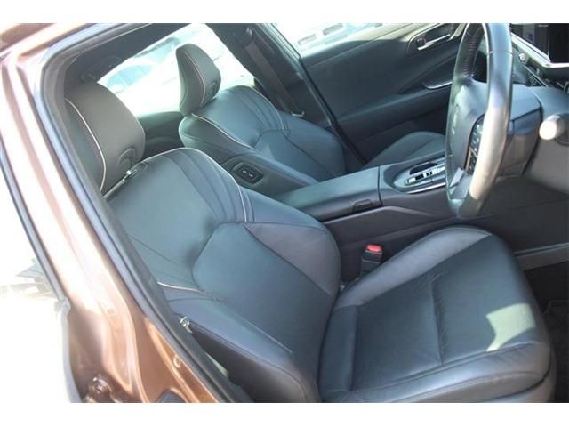 TOYOTA CROWN CROSSOVER 2022 Image 31