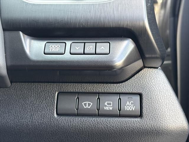 TOYOTA LEXUS UX250H 2020 Image 31