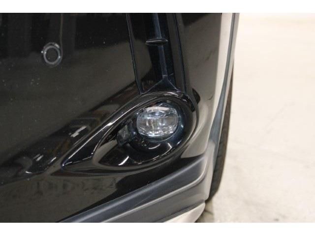 TOYOTA LEXUS UX250H 2018 Image 31