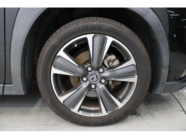 TOYOTA LEXUS UX250H 2018 Image 31