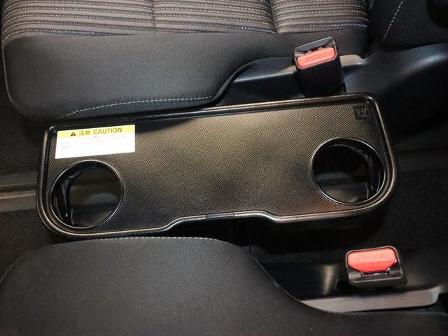 TOYOTA VOXY 2018 Image 31