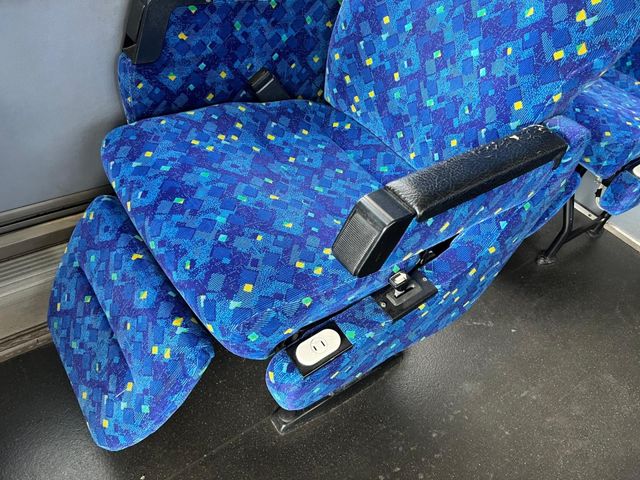 MITSUBISHI FUSOU AERO ACE 2009 Image 31