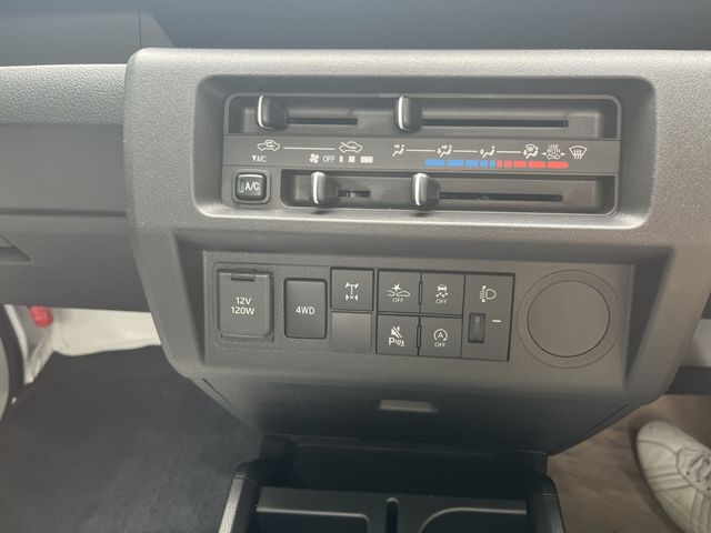 DAIHATSU HIJET DUMP 4WD 2025 Image 31