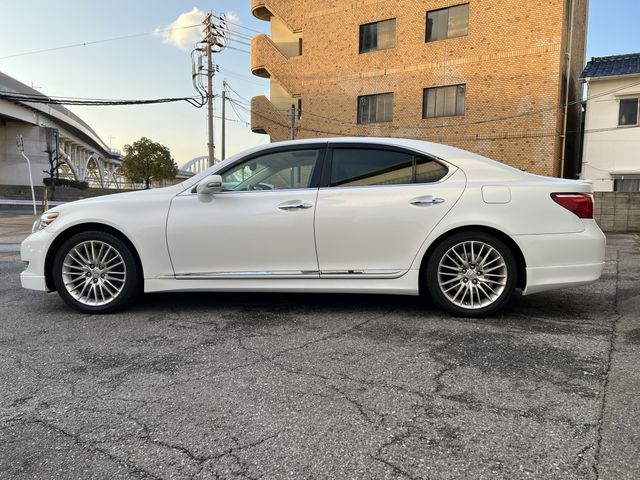 TOYOTA LEXUS LS460 2010 Image 31