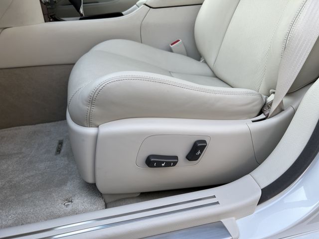 TOYOTA LEXUS LS460 2010 Image 31