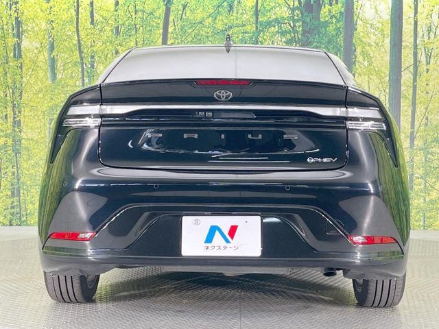 TOYOTA PRIUS PHV 2023 Image 31