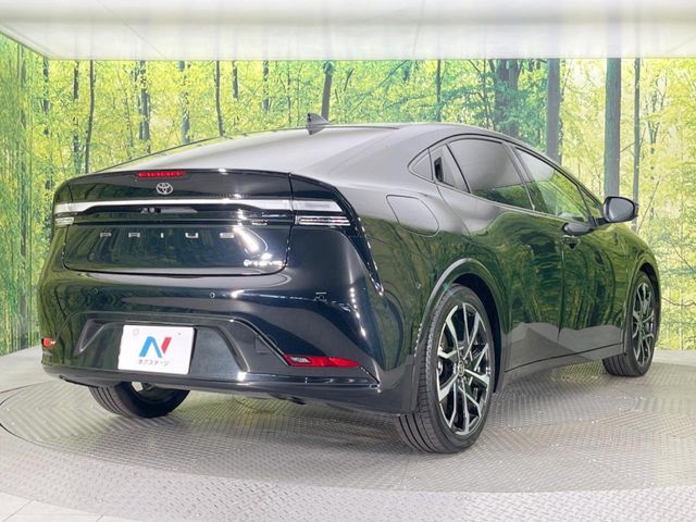 TOYOTA PRIUS PHV 2023 Image 31