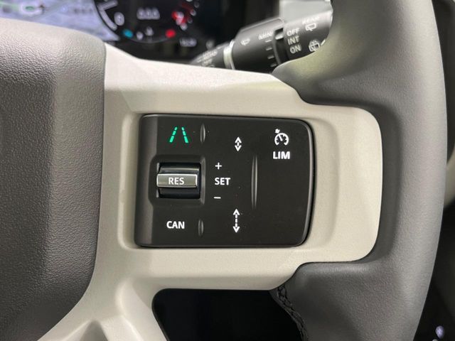 ROVER DEFENDER 2024 Image 31