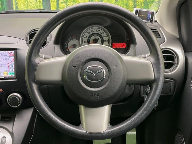 MAZDA DEMIO 2011 Image 31