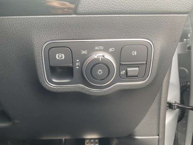 MERCEDES BENZ GLA CL 2021 Image 31