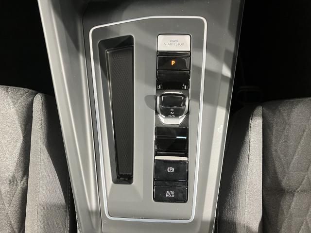 VOLKSWAGEN GOLF 2025 Image 31