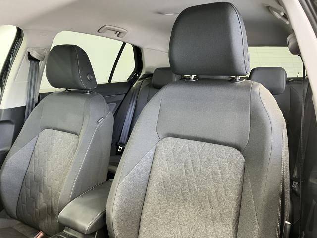 VOLKSWAGEN GOLF 2025 Image 31