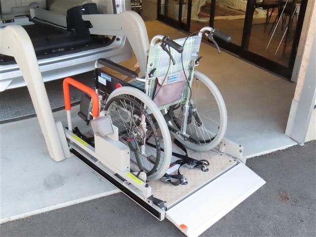 NISSAN SERENA  WG 2016 Image 31