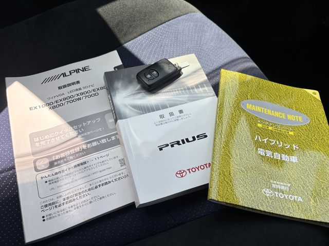 TOYOTA PRIUS 2014 Image 31