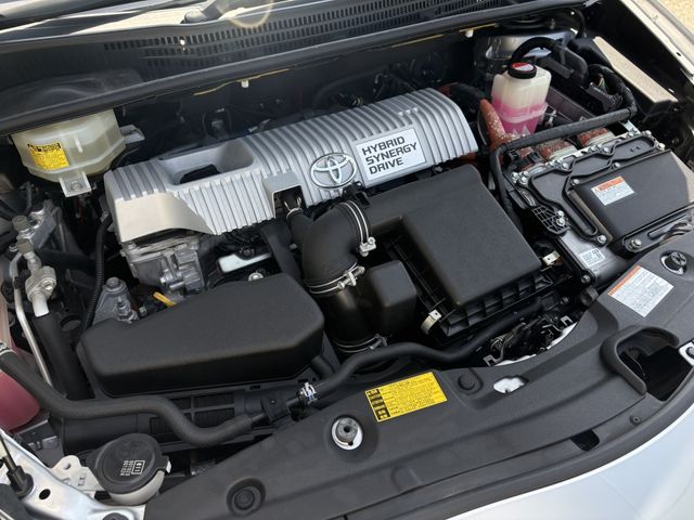 TOYOTA PRIUS 2014 Image 31