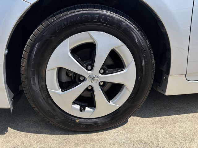 TOYOTA PRIUS 2014 Image 31