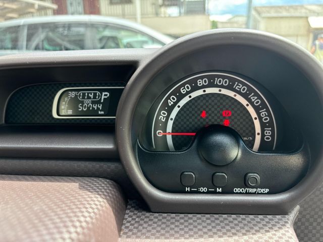 TOYOTA SPADE 2015 Image 31