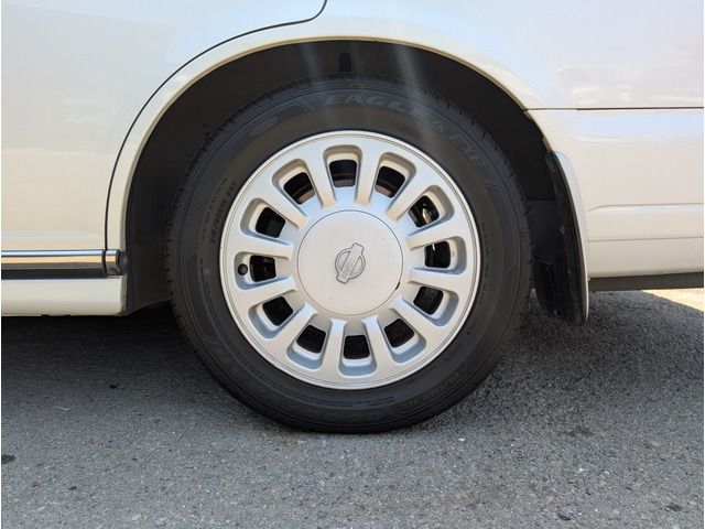 NISSAN CEDRIC HARDTOP 1994 Image 31