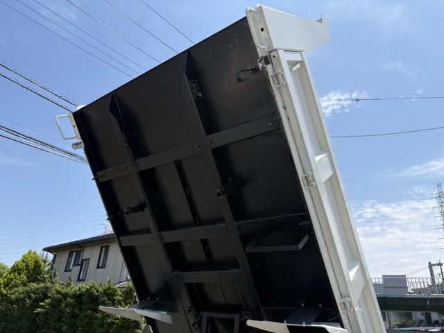 HINO DUTRO 2023 Image 31