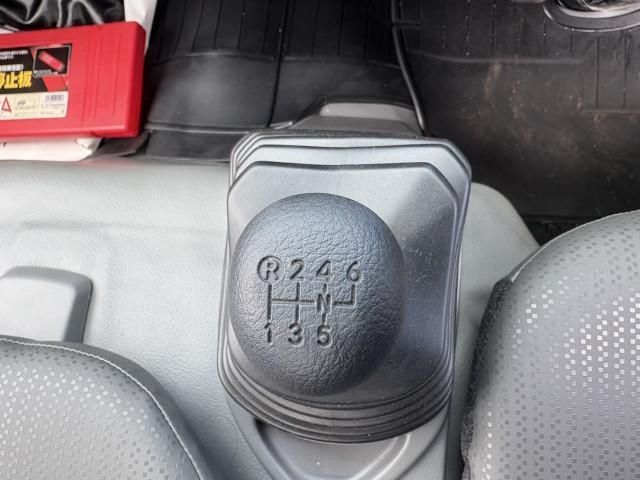 HINO DUTRO 2023 Image 31