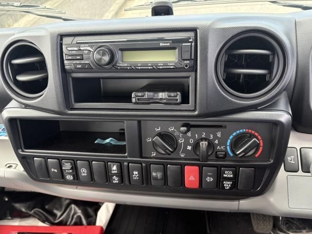 HINO DUTRO 2023 Image 31