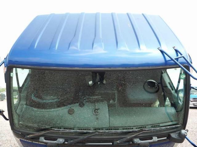 NISSAN DIESEL CONDOR 2002 Image 31