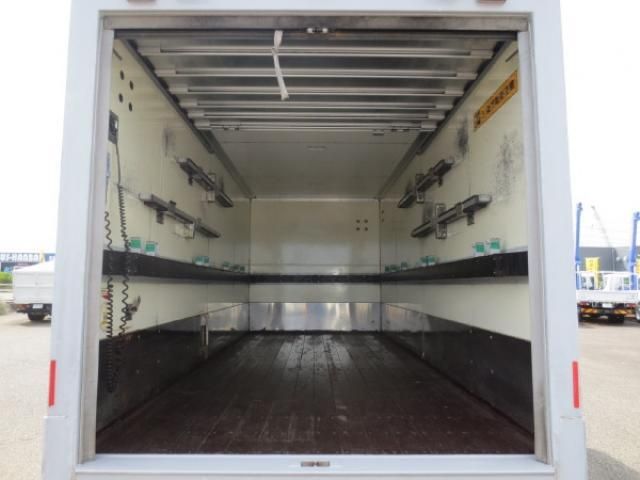 ISUZU ELF 2016 Image 31