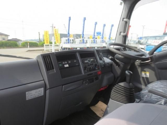 ISUZU ELF 2016 Image 31