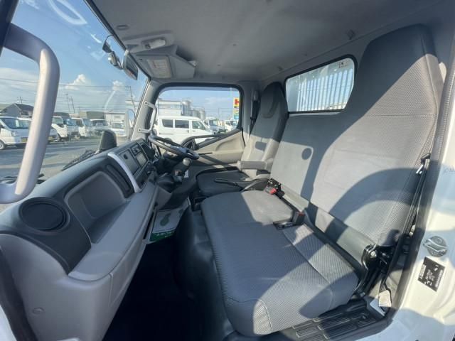 MITSUBISHI CANTER 2021 Image 31