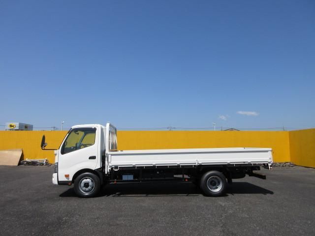 HINO DUTRO 2023 Image 31