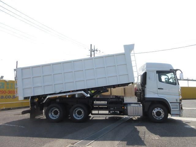 MITSUBISHI FUSOU SUPER GREAT 2024 Image 31