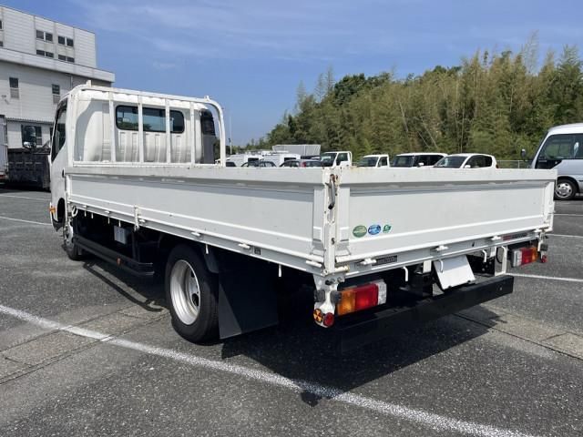 HINO DUTRO 2020 Image 31