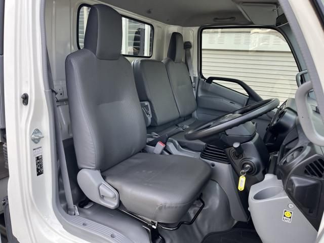 HINO DUTRO 2020 Image 31