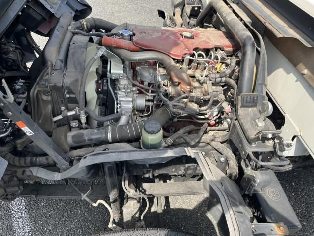 HINO DUTRO 2020 Image 31