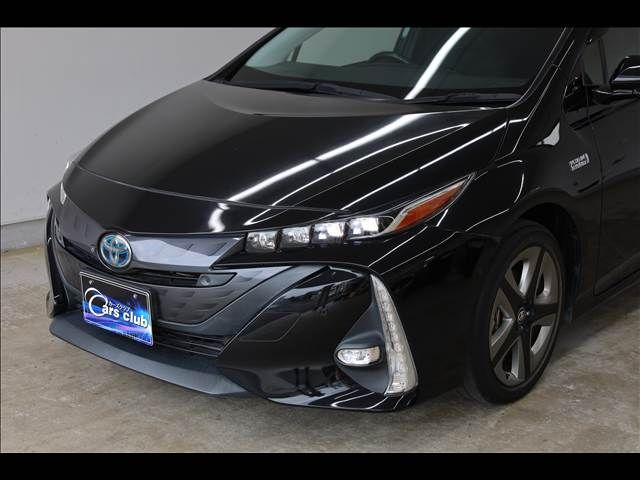 TOYOTA PRIUS PHV 2019 Image 31