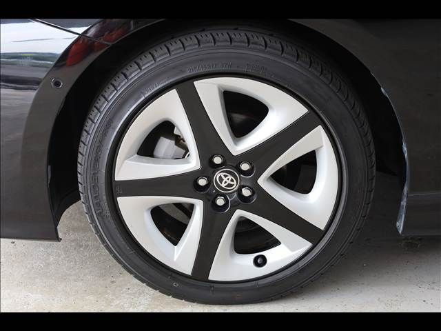 TOYOTA PRIUS 2018 Image 31