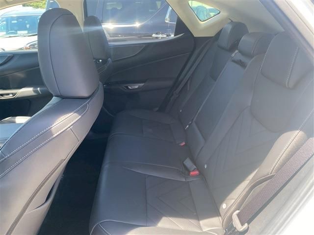 TOYOTA LEXUS NX350H 2024 Image 31