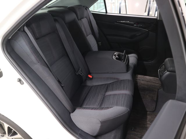 TOYOTA CROWN SEDAN 2016 Image 31