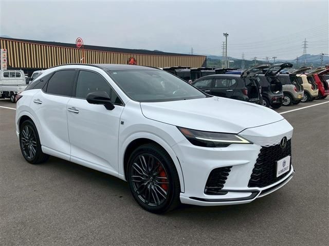 TOYOTA LEXUS RX500H 2023 Image 31