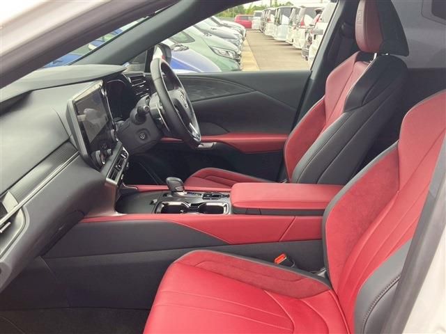 TOYOTA LEXUS RX500H 2023 Image 31