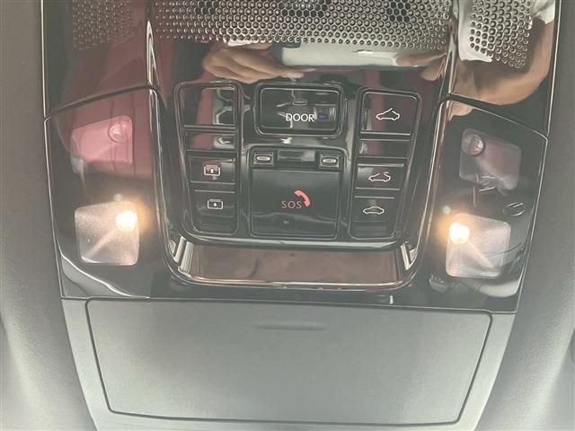 TOYOTA LEXUS RX500H 2023 Image 31