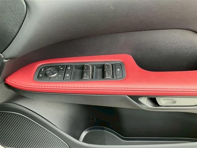 TOYOTA LEXUS RX500H 2023 Image 31