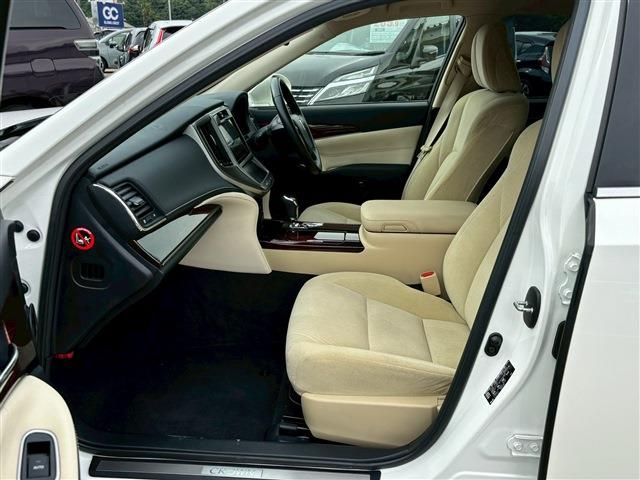 TOYOTA CROWN SEDAN HYBRID 2014 Image 31