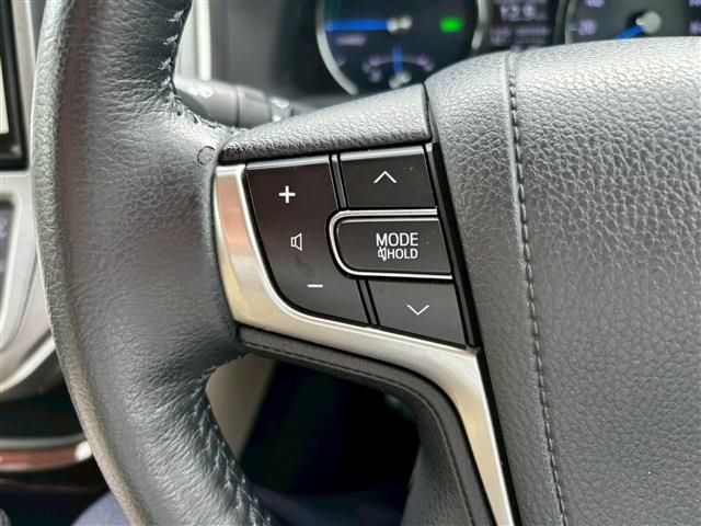 TOYOTA CROWN SEDAN HYBRID 2014 Image 31